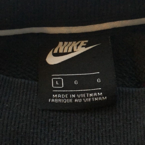 Nike - Picture 3 of 3